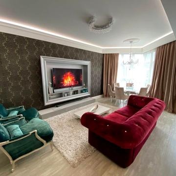 Академіка Філатова вул., 2/1