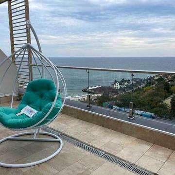 Сдам 1 комнатную квартиру с террасой в жк Маринист