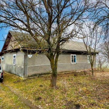 Будинок 17 км від Рівного