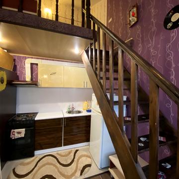 Івана Пулюя вул., 2