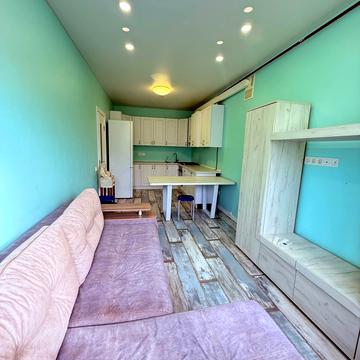 Григорія Сковороди вул., 11