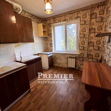 Продам трикімнатну квартиру на Семена Палія 108