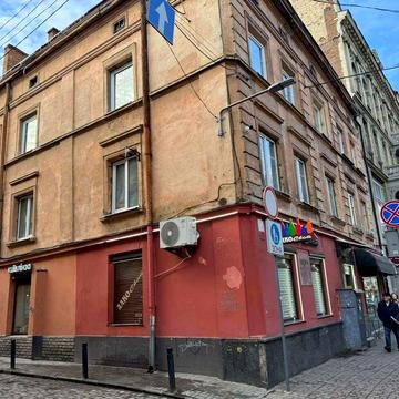 Продаж 3 кімнаної квартири в  центрі вул Кн. Романа