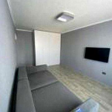 Продам 1 комн квартиру  возле метро Масельского с  ремонтом