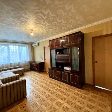 4 к.,69.8 м2,вул.Гвардійців Широнінців,11