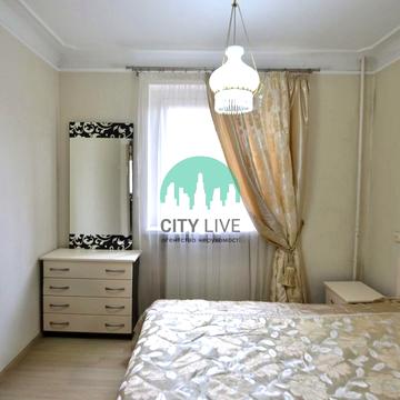 Бельведерська вул., 44