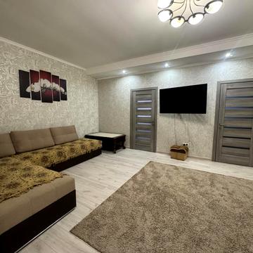 Університетська вул. (Щепкіна), 3