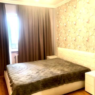 Урлівська вул., 30