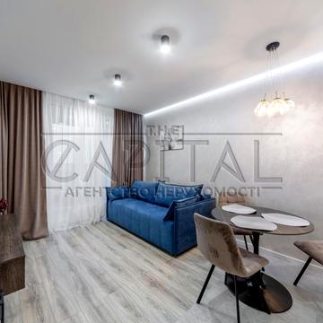 Івана Виговського вул. (Маршала Гречка), 44