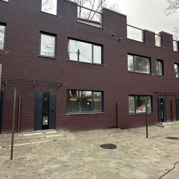 Києво-Мироцька вул.