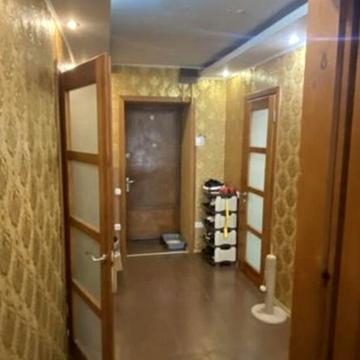 Євгена Танцюри вул., 7/3