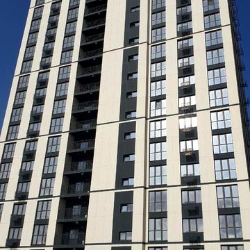 Літературна вул., 10