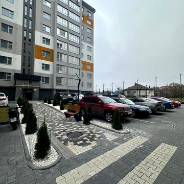 Вінницька, 1/8Б