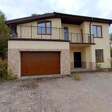 Дніпровська вул. (Калініна), 3