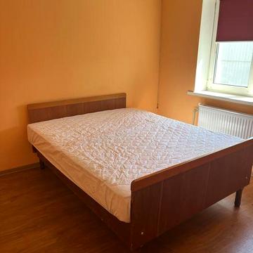 Здан окрему частину будинку