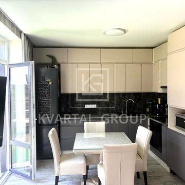 Богдана Хмельницкого вул., 28