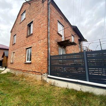 Михайла Грушевського вул.