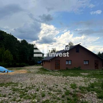 Тячів, Тячівський, Закарпатська область 230000.0 USD