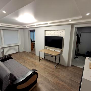 Квітки Цісик вул. (Гулі Корольової), 5