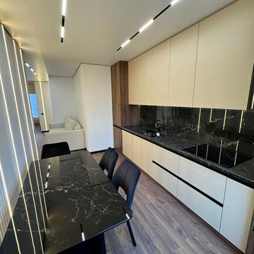 Бельведерська вул., 32а