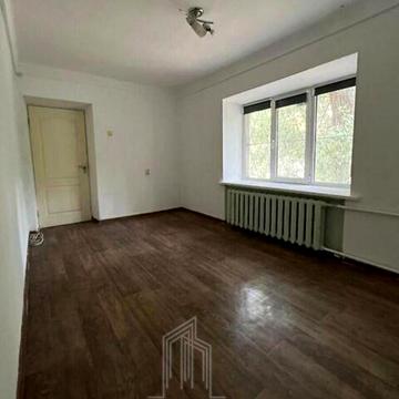 Лесі Українки бульв., 14