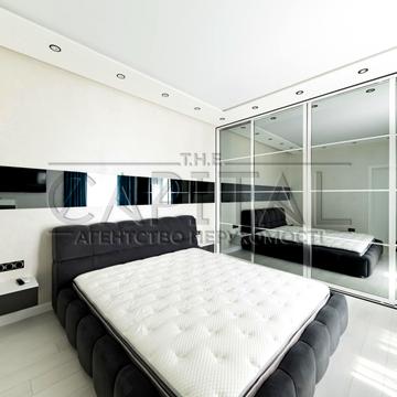 Джона Маккейна вул. (Івана Кудрі), 1-А