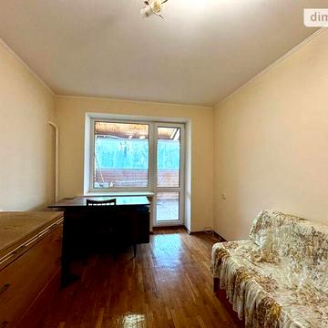 Продаж 5к Квартира Смакули вулиця