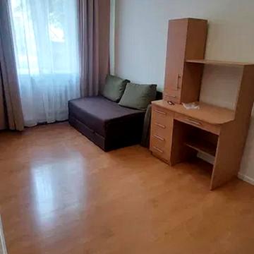 Михайла Максимовича вул., 7