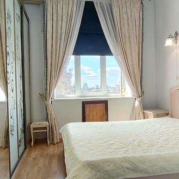 Хрещатик вул. (Kreschatic), 23