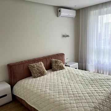 Довгострокова оренда 2к Квартира Незалежності (Титова) вулиця ЖК Дом на Титова