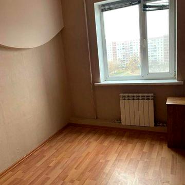 квартира 3 комнаты с холлом и АГО (л/б, 4 мкр)