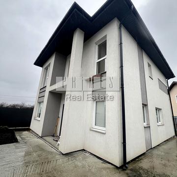 Березнева вул.