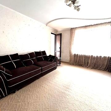 Довгострокова оренда 2к Квартира вулиця Карпенко