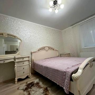 Віталія Нестеренка вул., 16