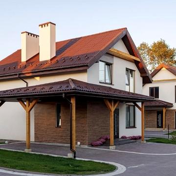 Львівська вул., 2