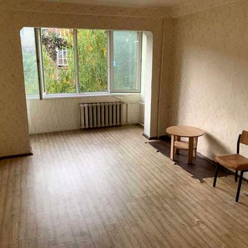 Автозаводська вул., 27