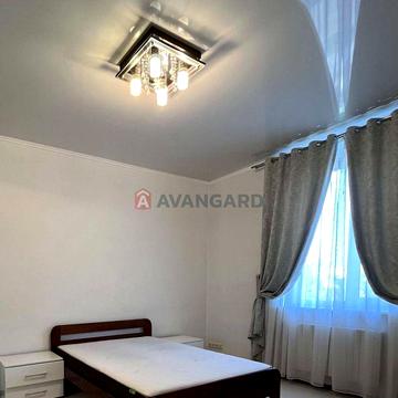 Центр 2кім з якісним ремонтом на Д. Яворницького, Соборна площа