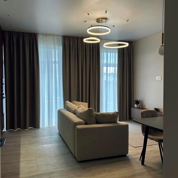 Макарівська вул., 35