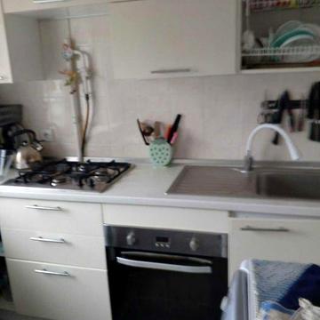 Оренда двокімнатної квартири на М. Василенко,13