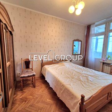 Чоколівський бульв., 10