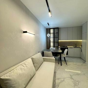 Юліана Пелеша вул., 3