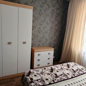 Сдам 1 комнатную квартиру  Радужный массивй