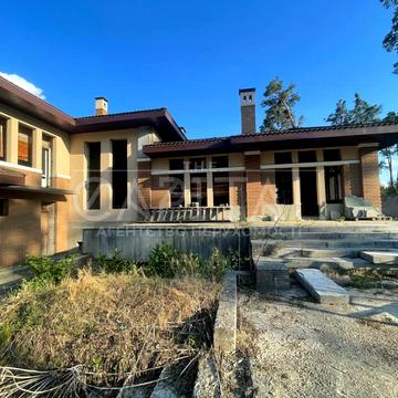 Плютовська вул.