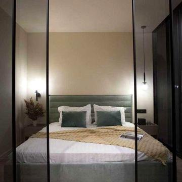 Генератор . Антановича . Центр. Печерськ . Палац Україна