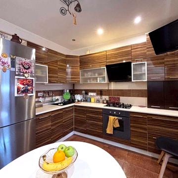 2 кімнатна, Каскад, можна під Постанови