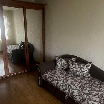 2 кім квартира в цегляному будинку , 3 поверх