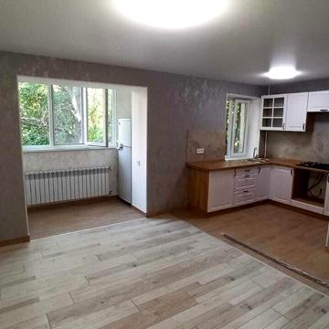 Сегедська вул., 17а