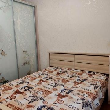 Сдам 2 ком квартиру на Попова