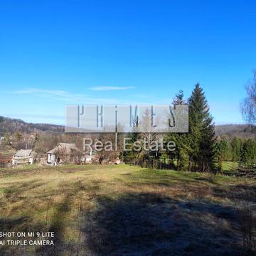 Першотравнева вул.