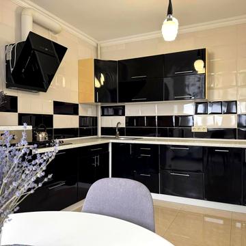 Олександра Довженка вул., 51